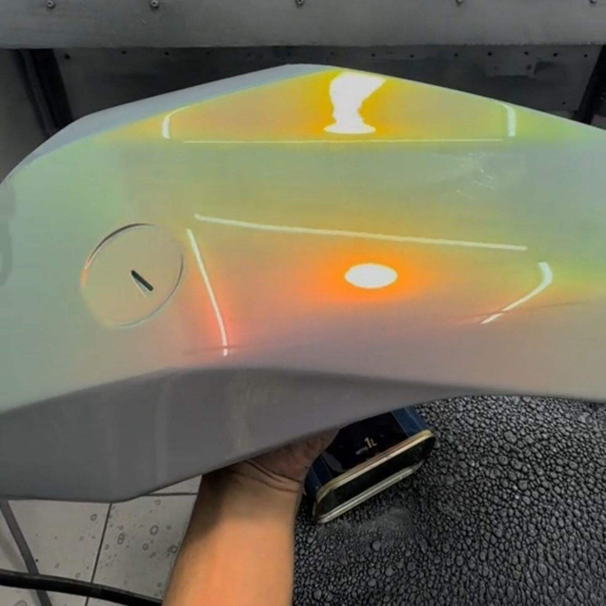 Hypershift Pigment Powder With White Based Car Paint