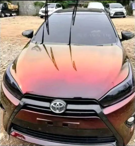 Kedia Minerals - Hypershift Chameleon Pigments Black to Orange